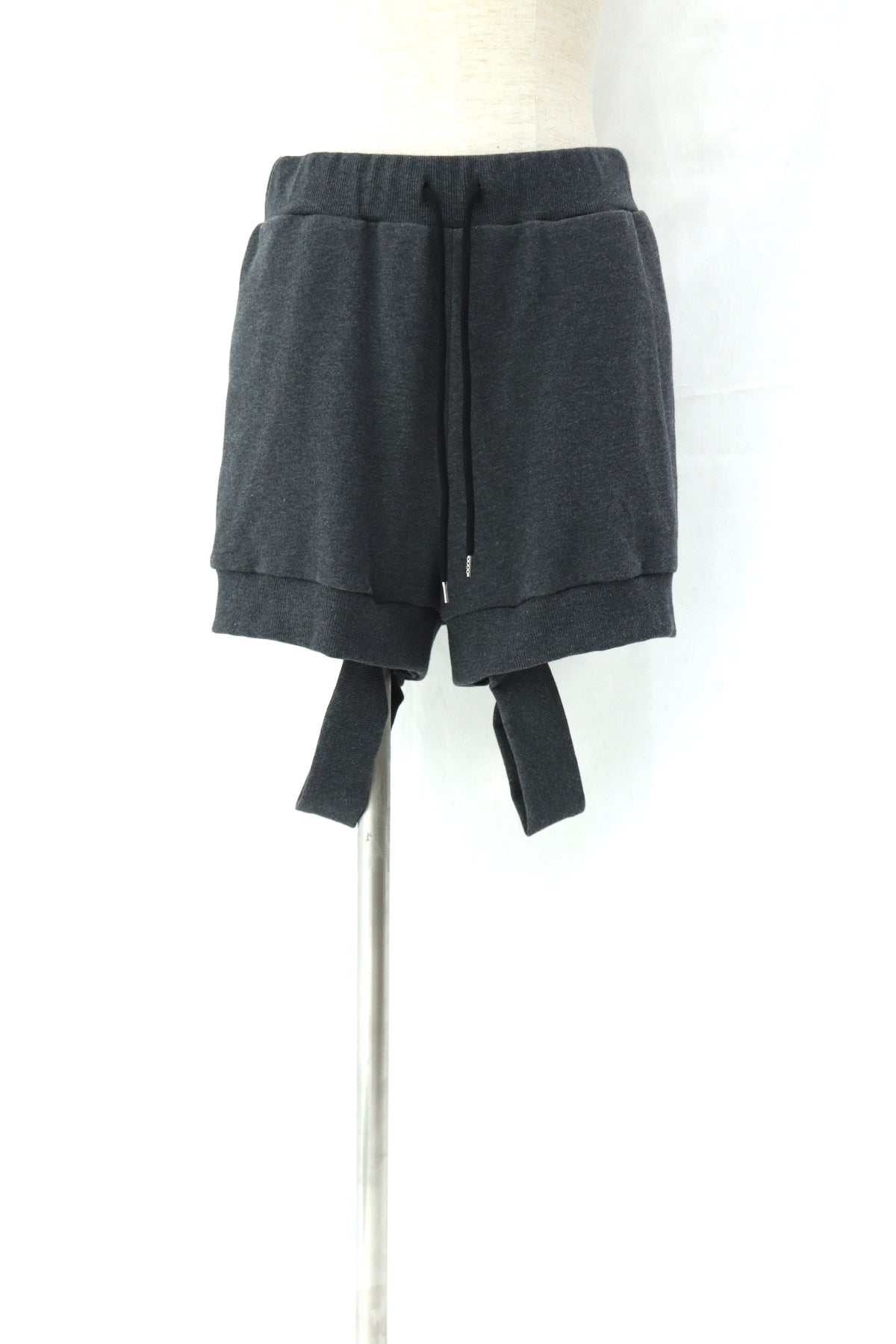 rib-cut shorts