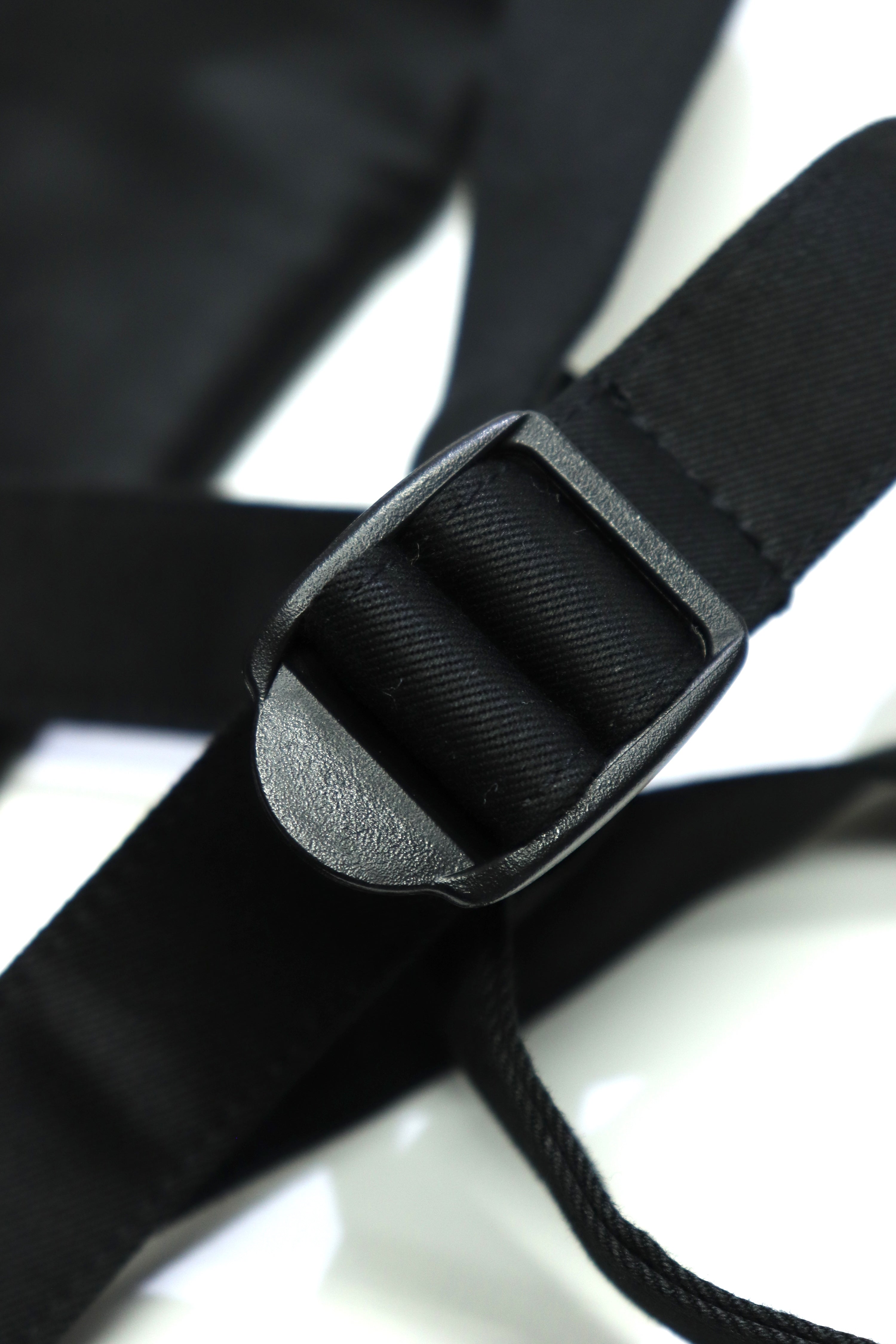 trench cross vest bag (BLACK)
