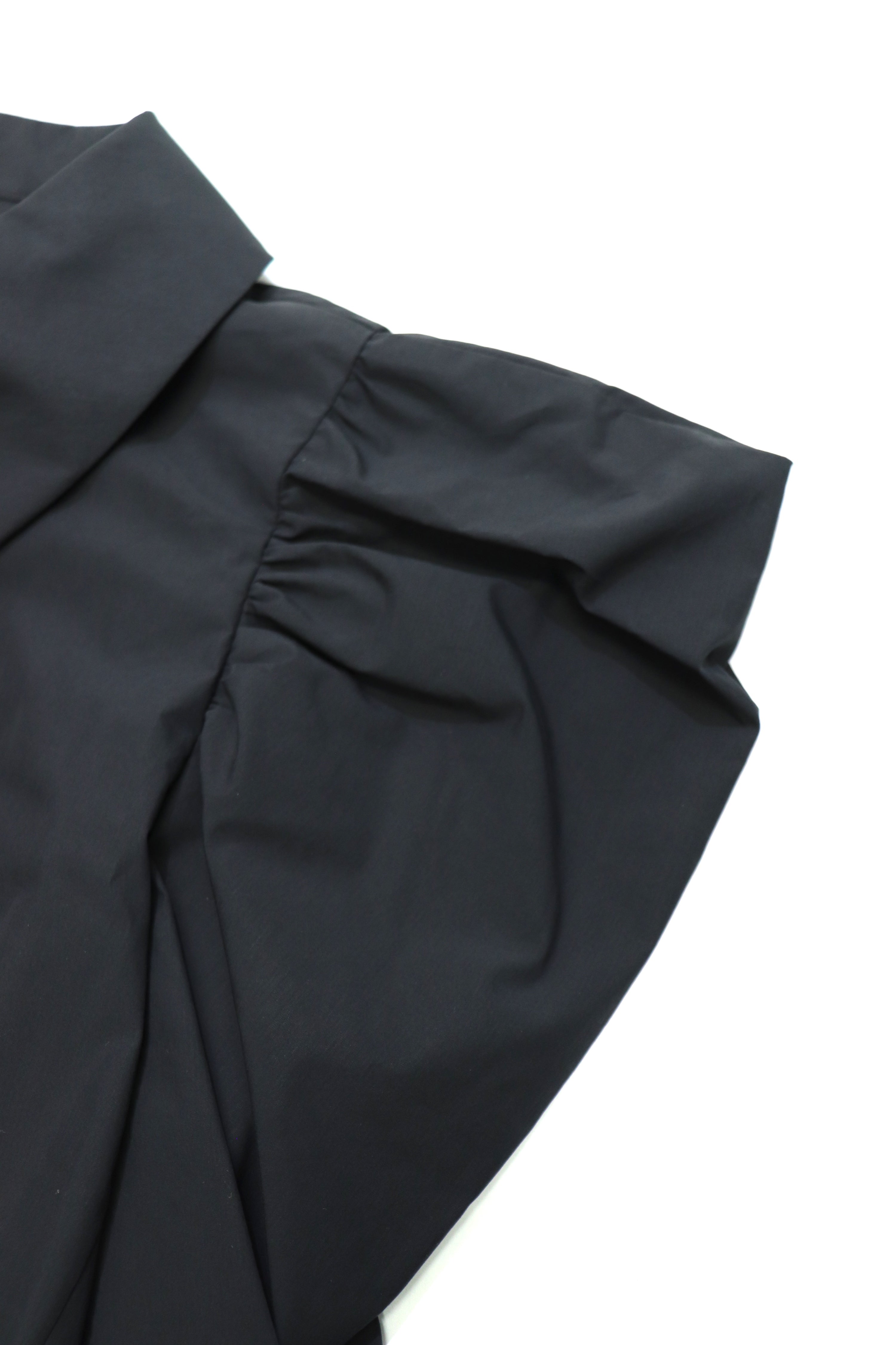 over collar puff-sleeve shirt (BLACK)