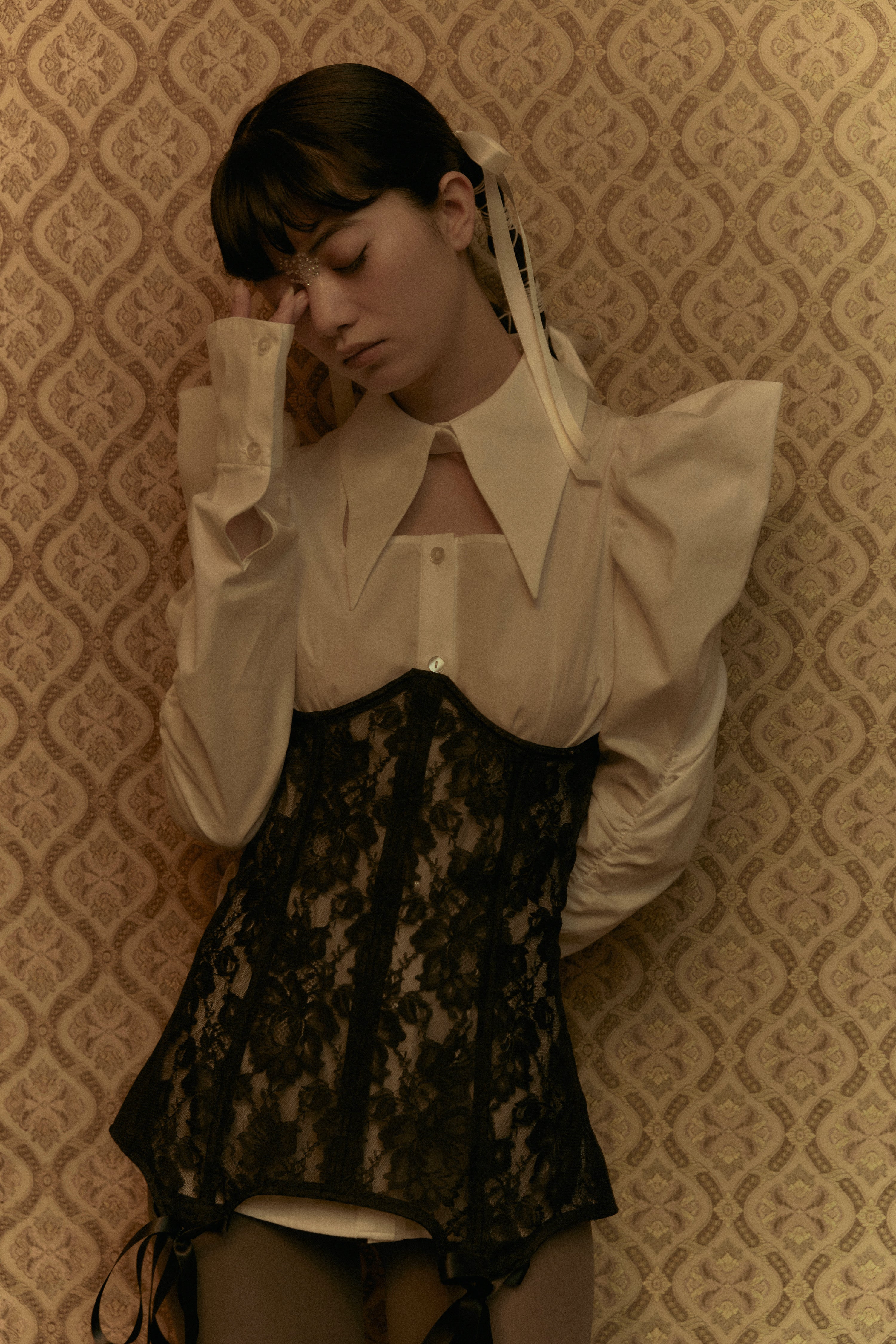 square cut puff-sleeve shirt (BLACK)