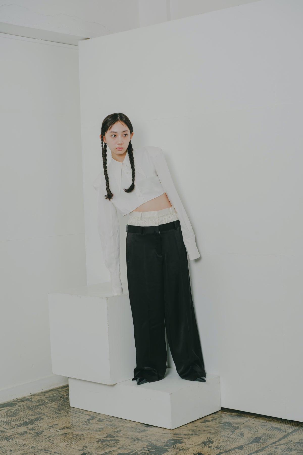 satin power pad shirt (WHITE)