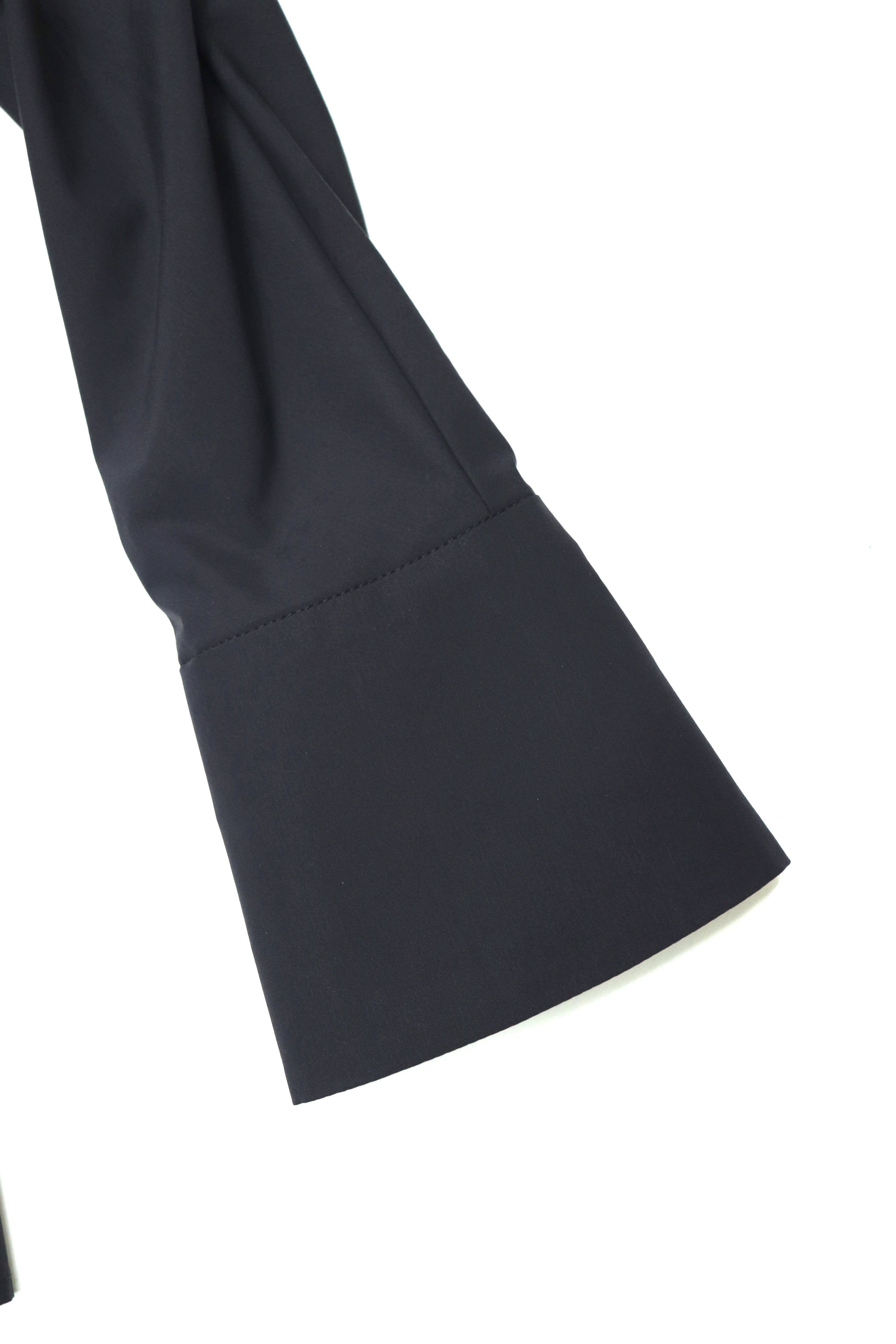 square cut puff-sleeve shirt (BLACK)