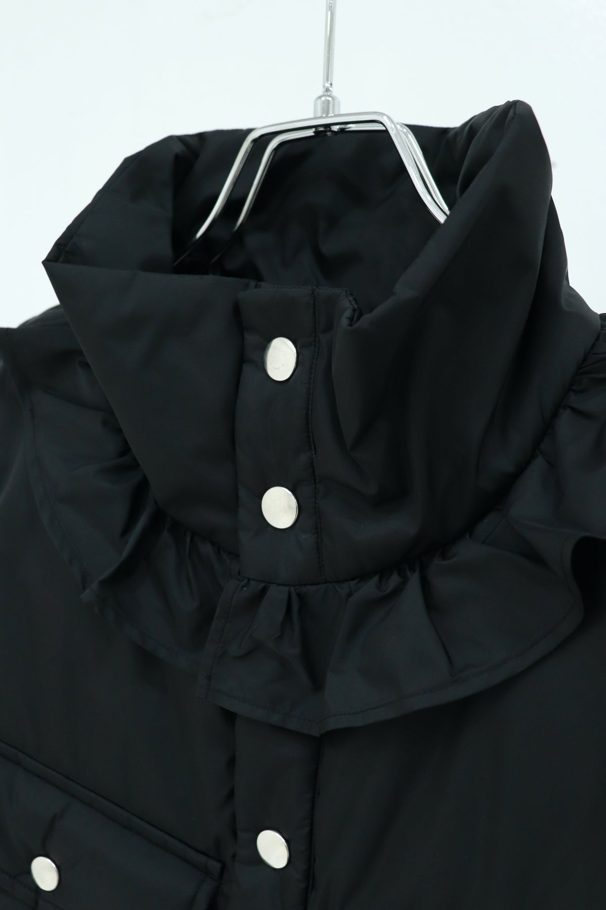 nylon puffer frill vest